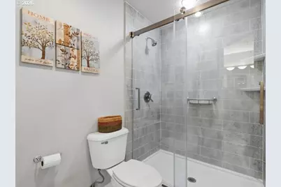 448 SE 24th Ave, Hillsboro, OR 97123 - Photo 17