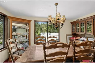 701 Crest Ln, Canyonville, OR 97417 - Photo 7