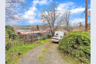 78 Main St, Wishram, WA 98673 - Photo 3