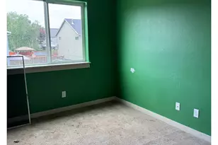 601 ST Charles Street, Eugene, OR 97402 - Photo 9