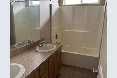 601 St Charles St, Eugene, OR 97402 - Photo 7