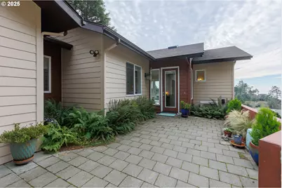 108 Sea Crest Ct, Otter Rock, OR 97369 - Photo 3