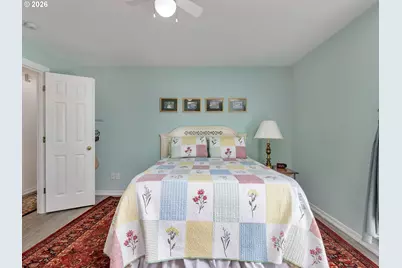 869 E 9th Ct, Lafayette, OR 97127 - Photo 21