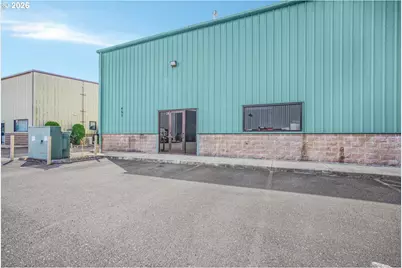 421 C St #3A, Washougal, WA 98671 - Photo 3