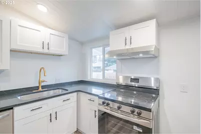 3698 Short St SE, Salem, OR 97302 - Photo 7