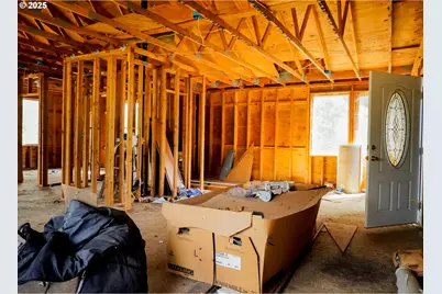815 E Ave, Powers, OR 97466 - Photo 7
