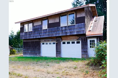 815 E Ave, Powers, OR 97466 - Photo 5