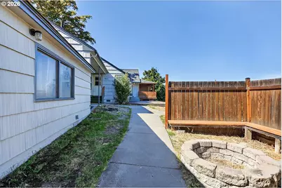 1511 Quinton St, The Dalles, OR 97058 - Photo 3