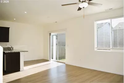 3974 SW Knapp Dr, Gresham, OR 97080 - Photo 5