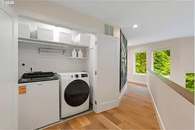 431 SW Colony Dr, Portland, OR 97219 - Photo 25