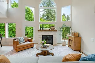 431 SW Colony Dr, Portland, OR 97219 - Photo 3