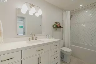 431 SW Colony Dr, Portland, OR 97219 - Photo 13