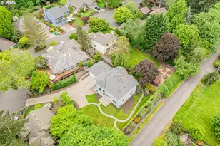 431 SW Colony Dr, Portland, OR 97219 - Photo 37
