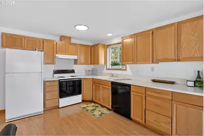 13218 NE 24th St, Vancouver, WA 98684 - Photo 3