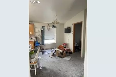 575 Patrick Loop, Cottage Grove, OR 97424 - Photo 3