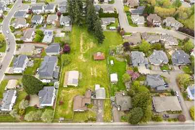 11885 SE Summers Ln, Clackamas, OR 97015 - Photo 15