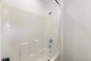 909 Johnson St, Oregon City, OR 97045 - Photo 19