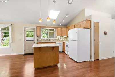 885 Randall St, Eugene, OR 97401 - Photo 17