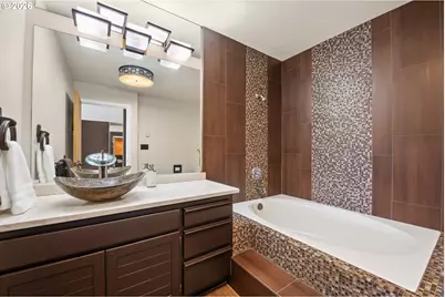 1 3rd St #506, Astoria, OR 97103 - Photo 29