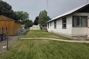 2245 16th St, Baker City, OR 97814 - Photo 19