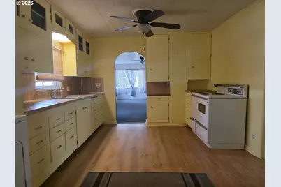 2245 16th St, Baker City, OR 97814 - Photo 5