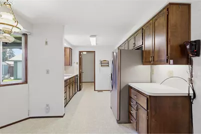 2995 Camrose St, Eugene, OR 97404 - Photo 17