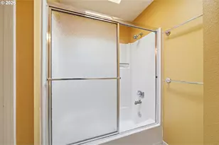 6442 SE 131st Ave, Portland, OR 97236 - Photo 15