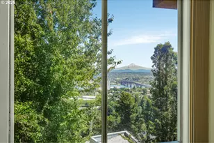 839 SW Broadway Dr, Portland, OR 97201 - Photo 19