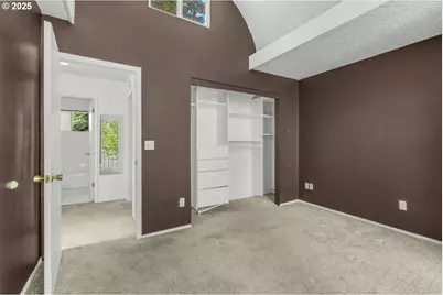 839 SW Broadway Dr #74, Portland, OR 97201 - Photo 21