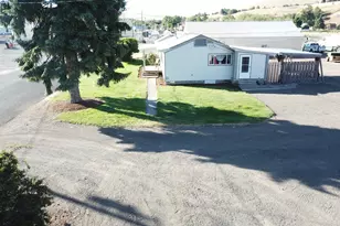780 W Riverside St, Heppner, OR 97836 - Photo 5