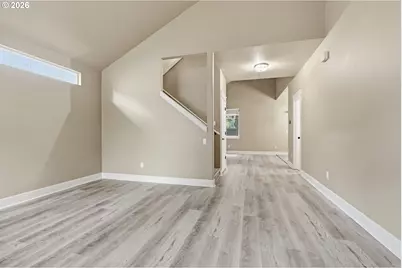 19405 SE 33rd St, Camas, WA 98607 - Photo 5