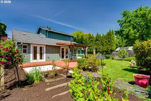 393 Sunshine Acres Dr, Eugene, OR 97401 - Photo 33