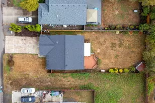 2080 SE Currin Ln, Hillsboro, OR 97123 - Photo 27