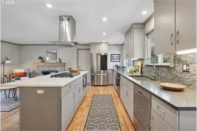 830 NE 172nd Ave, Portland, OR 97230 - Photo 3