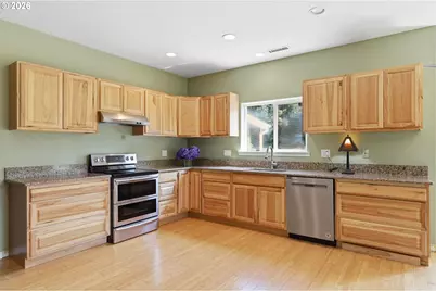 8820 North Fork Siuslaw Rd, Florence, OR 97439 - Photo 9