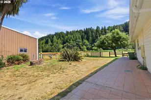 8820 North Fork Siuslaw Rd, Florence, OR 97439 - Photo 35