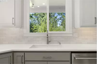 17641 NW Layla Dr, Portland, OR 97229 - Photo 13