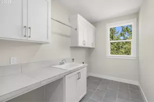 17641 NW Layla Dr, Portland, OR 97229 - Photo 25