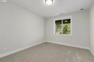 17641 NW Layla Dr, Portland, OR 97229 - Photo 15