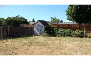 804 W N St, Springfield, OR 97477 - Photo 15
