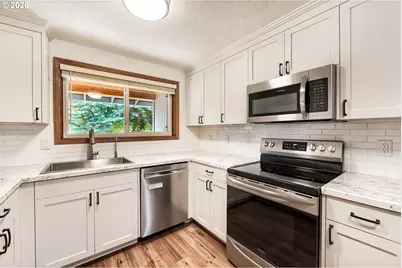 580 SE 5th Ave, Canby, OR 97013 - Photo 11