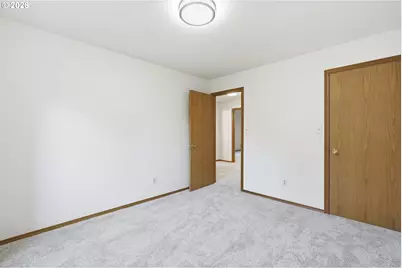 9500 SW Washington Dr, Portland, OR 97223 - Photo 37
