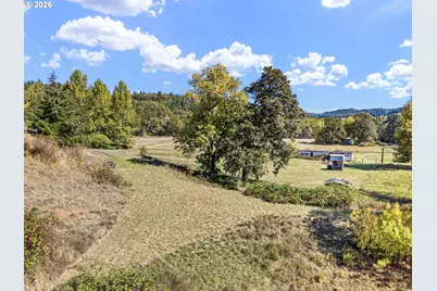 239 Indian Creek Dr, Oakland, OR 97462 - Photo 19