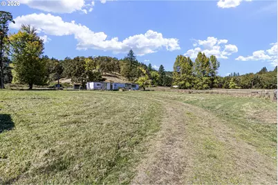 239 Indian Creek Dr, Oakland, OR 97462 - Photo 5