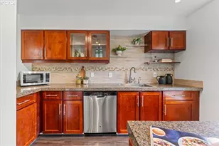 8445 SW Curry Dr, Wilsonville, OR 97070 - Photo 13