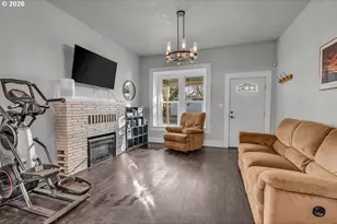 519 W Main St, Sheridan, OR 97378 - Photo 11