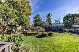 689 68th Pl, Springfield, OR 97478 - Photo 41