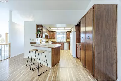 689 68th Pl, Springfield, OR 97478 - Photo 15