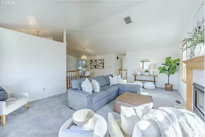 689 68th Pl, Springfield, OR 97478 - Photo 25