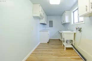 689 68th Pl, Springfield, OR 97478 - Photo 37